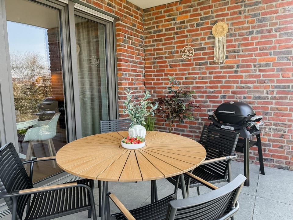 BBQ facilities, Garden