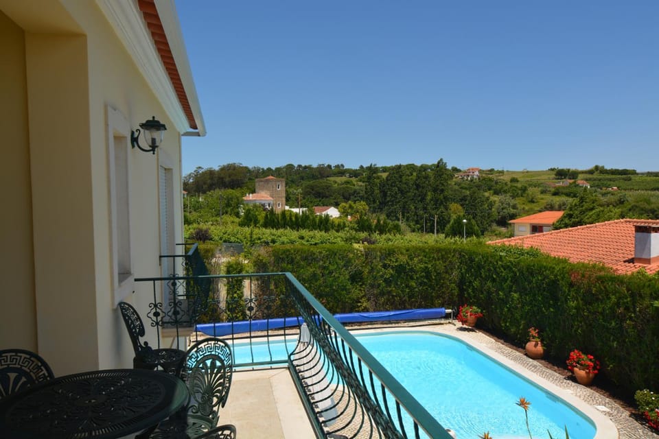 View (from property/room), Balcony/Terrace