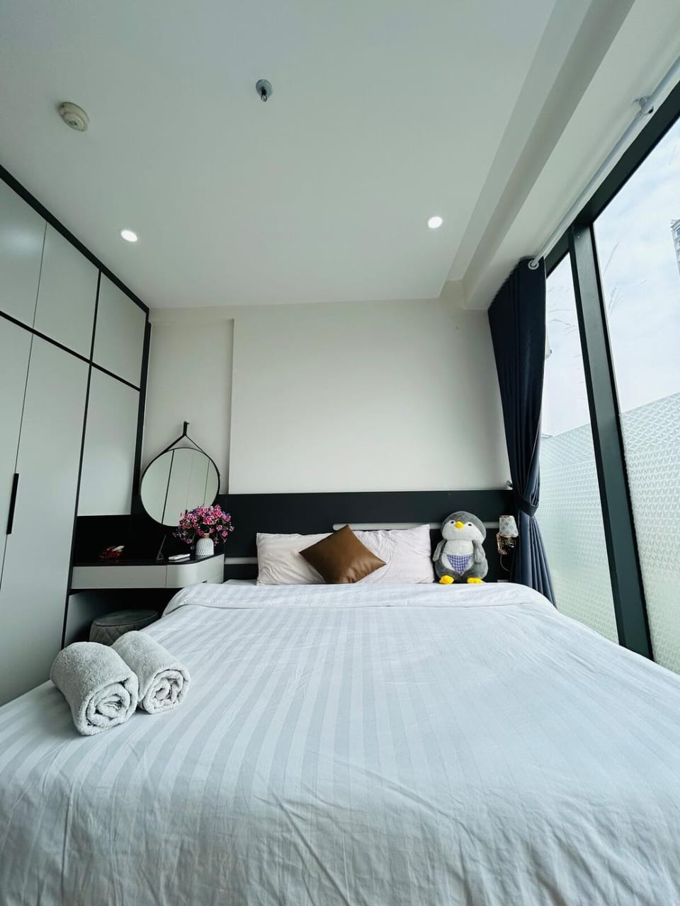 Lotus Central Bắc Ninh Apartment in Laos
