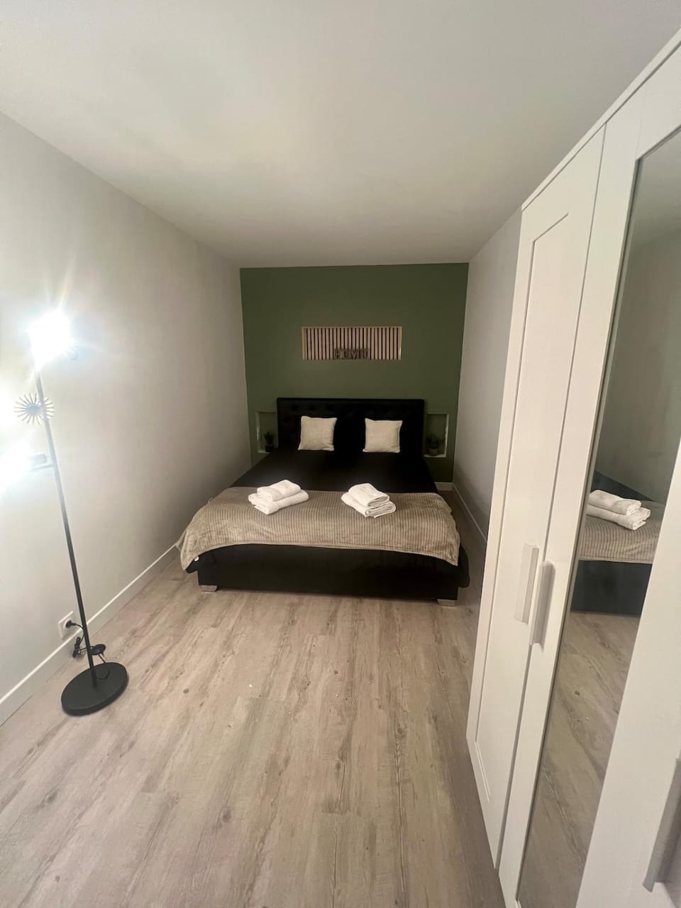 Modern Apartment - 4 people - Paris Expo Porte de Versailles Apartment in Vanves