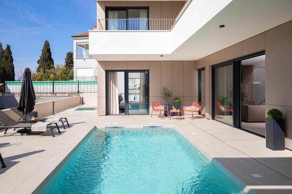 Villa Monet- Beachside Luxury with Heated Pool Villa in Fažana