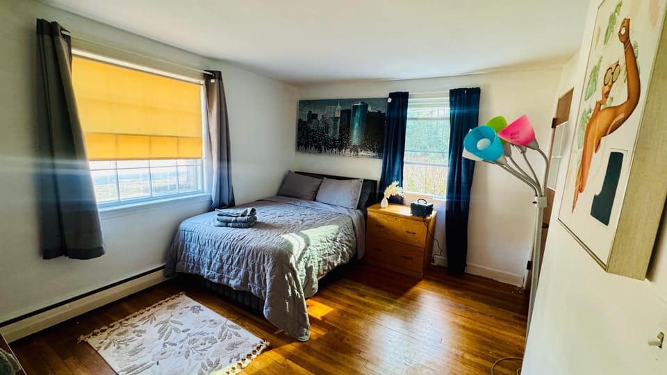 Serene 4Beds 2Baths Home House in Framingham