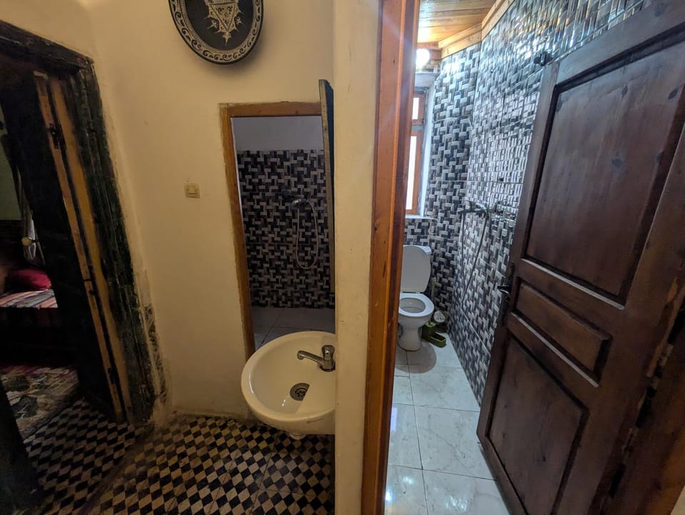 Toilet, Bathroom