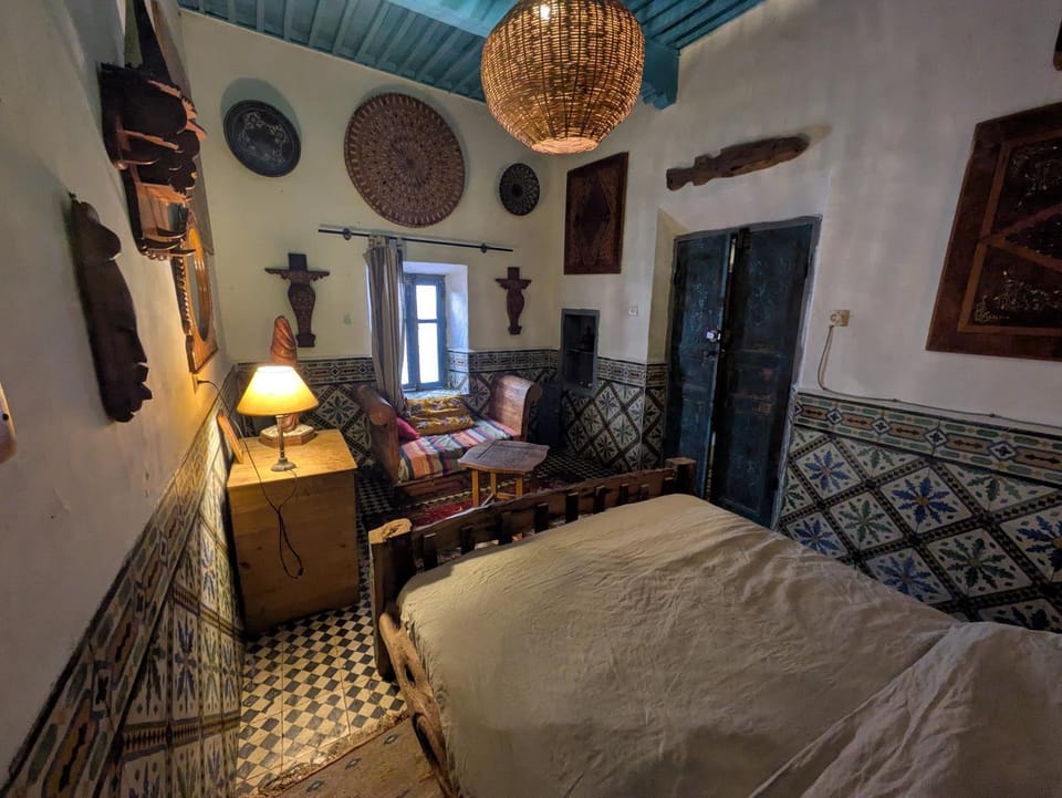 Living room, Photo of the whole room