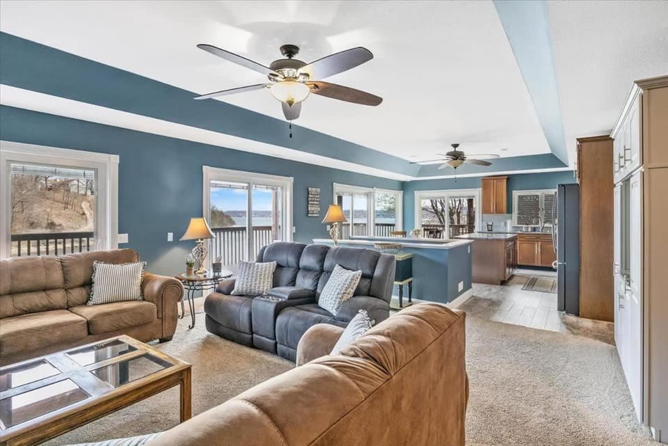 TV and multimedia, Living room, Seating area