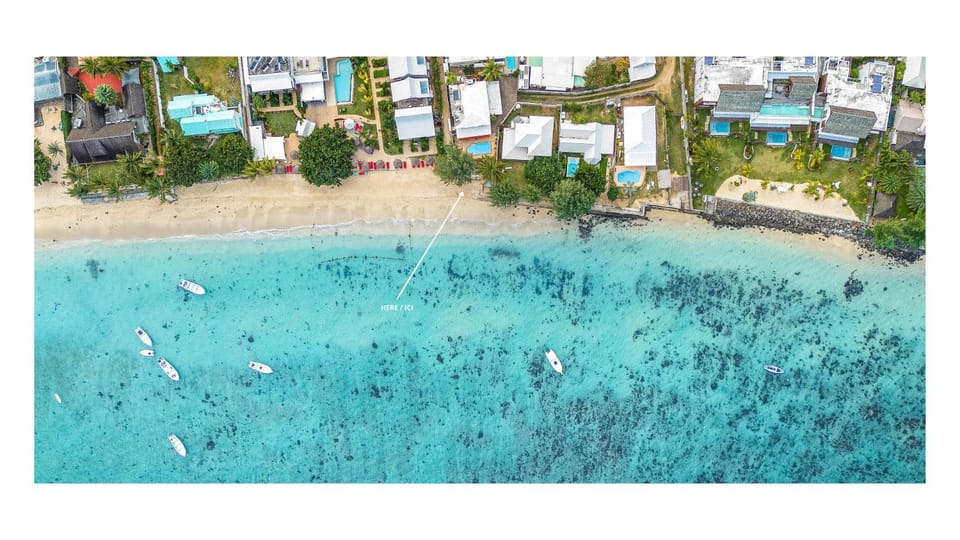 Gaya House - Waterfront in Tamarin Villa in Rivière Noire District, Mauritius