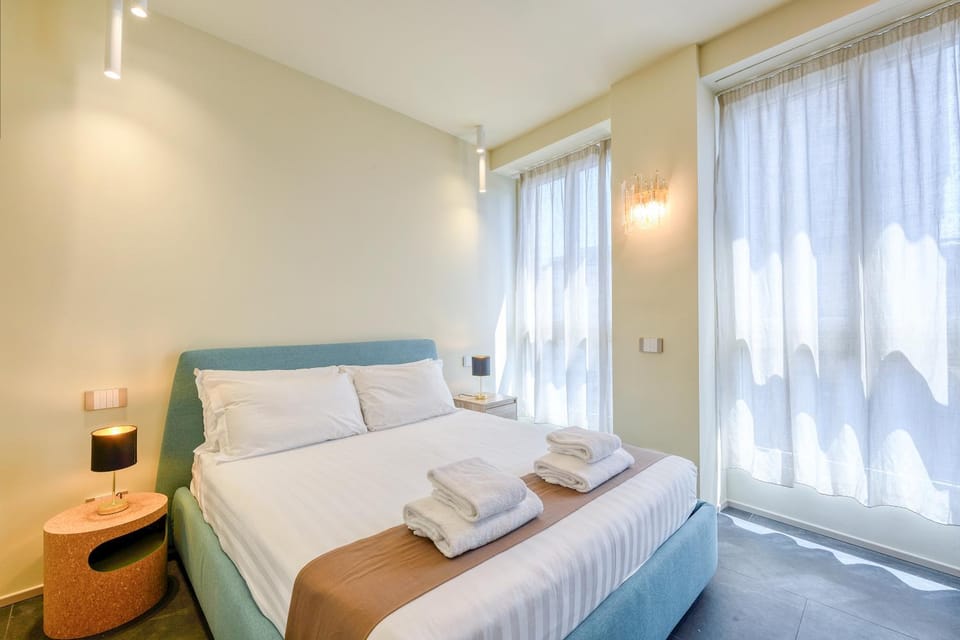 Milan Royal Suites Centro Turati Apartment in Milan