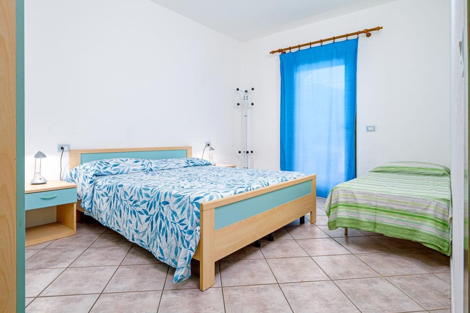 Property building, Living room, Bedroom