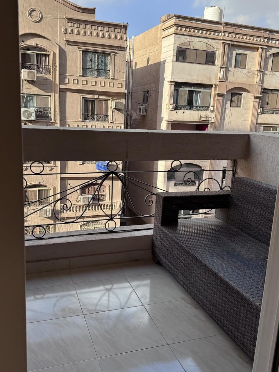 Elegant 3BR Stay Hay Asher near Al Hay Al Tasea Apartment in New Cairo City