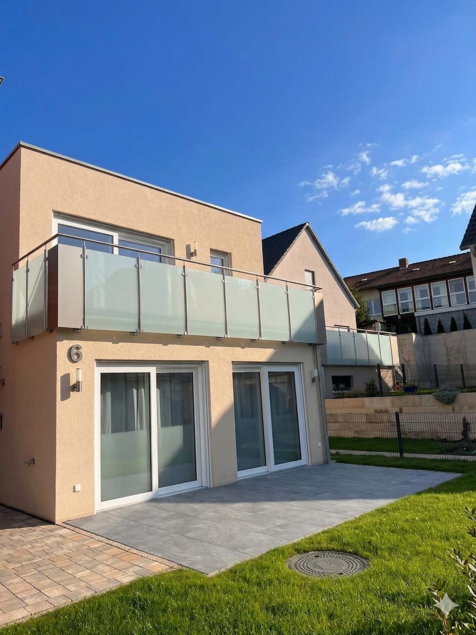Property building, Balcony/Terrace