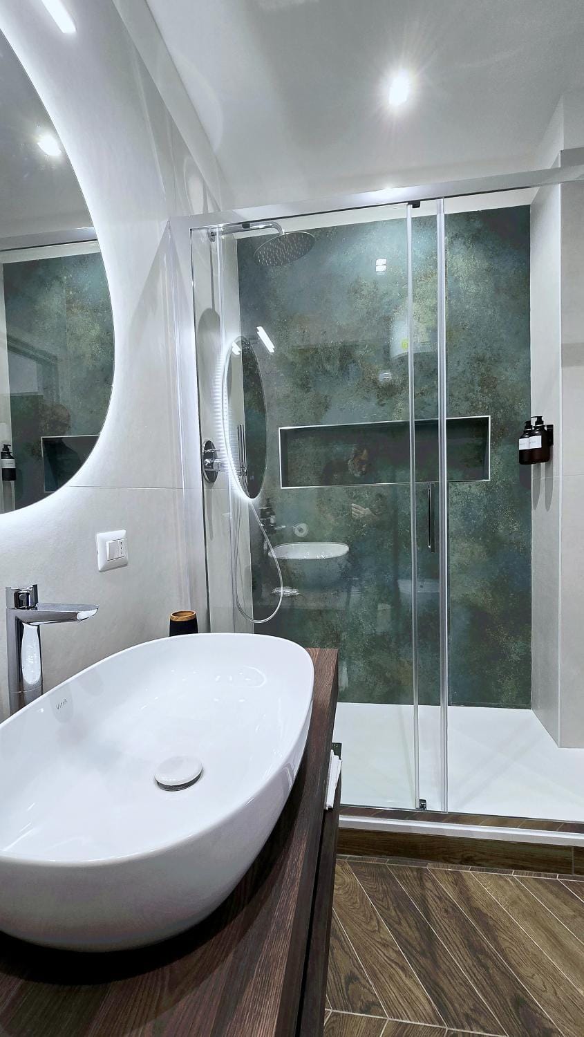 Shower, Bathroom
