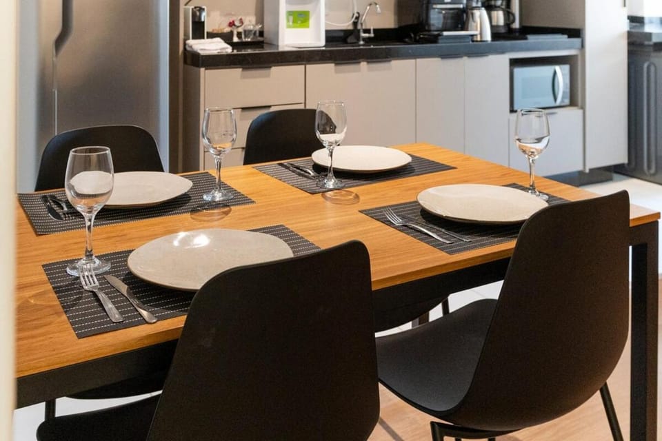 JH 404 - Gleba palhano completíssimo, climatizado e área de lazer liberada Apartment in Londrina