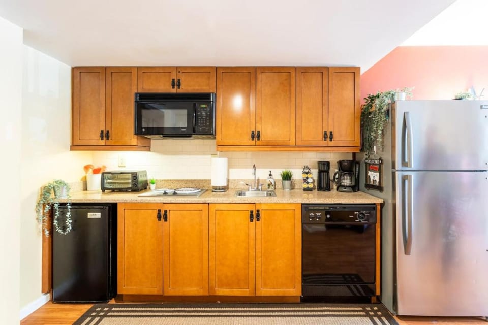 Lodge style getaway 50 miles from NYC patio 207 House in Vernon Township