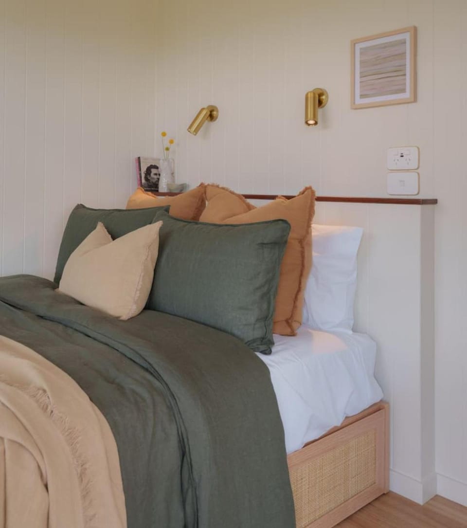 Kalimna Tiny House. Views, Stars and Serenity in Willunga Apartment in Willunga