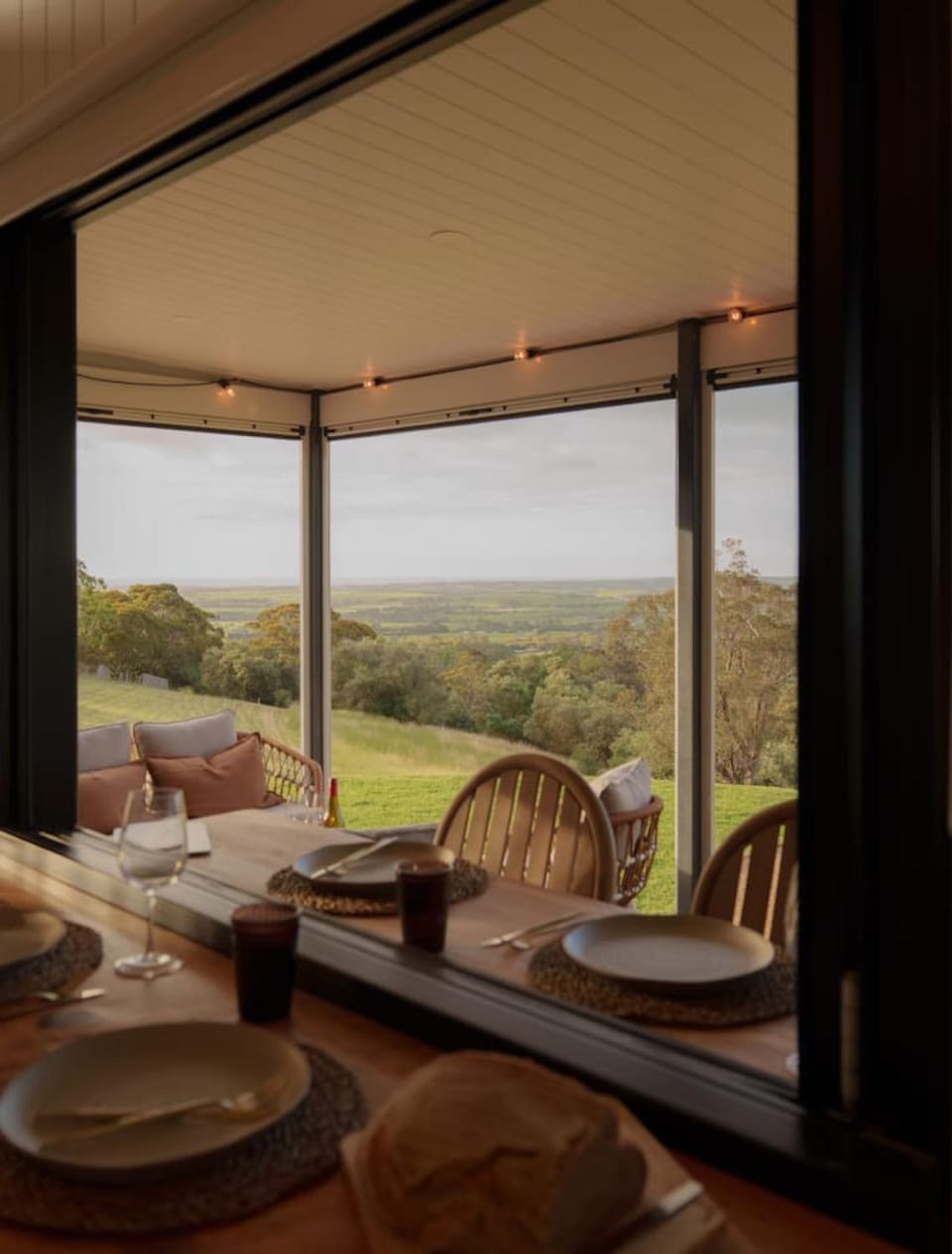 Kalimna Tiny House. Views, Stars and Serenity in Willunga Apartment in Willunga