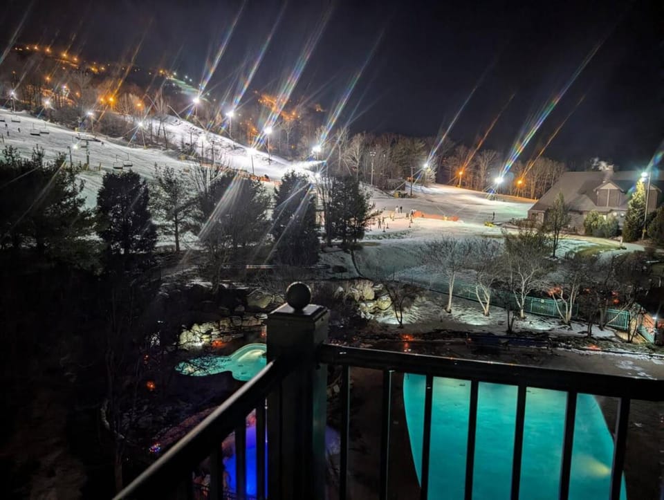 2 Bed Top Flr Prem Penthouse Suite Apartment in Vernon Township