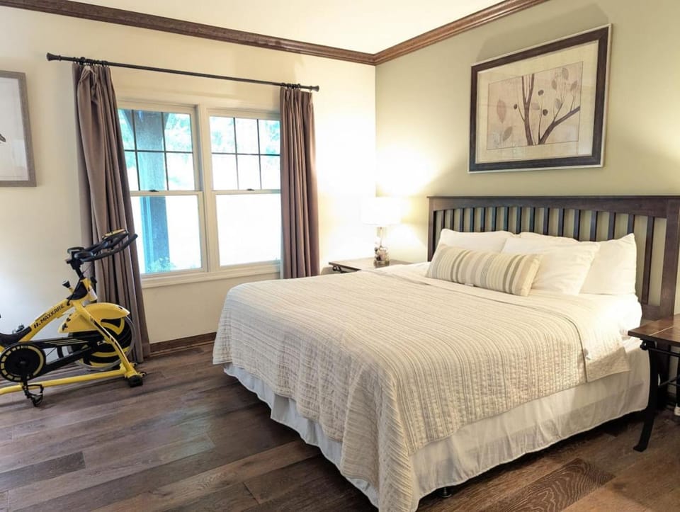 Spacious 3 bed 2 bath Sanctuary Apartment in Vernon Township