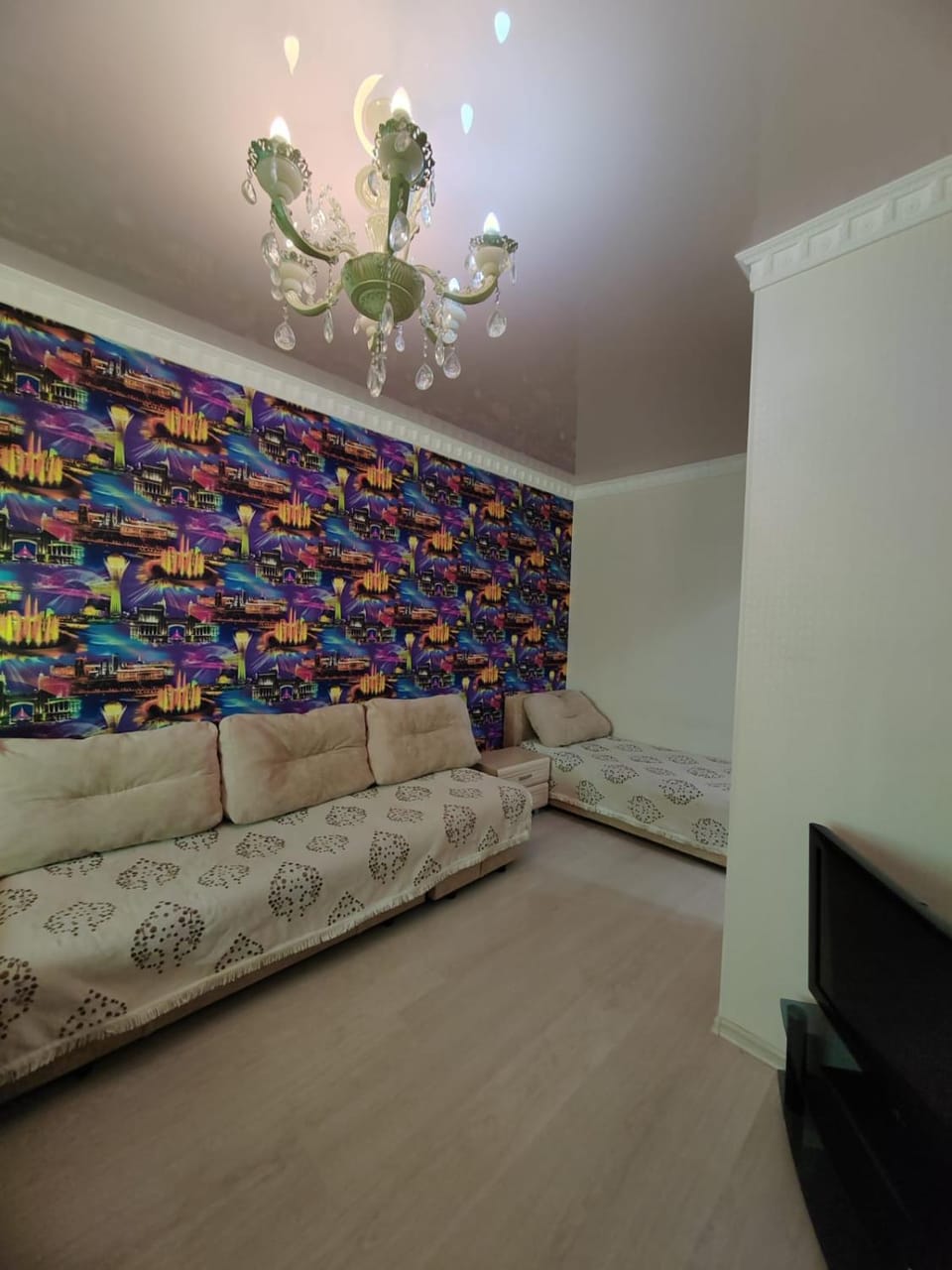 TV and multimedia, Seating area