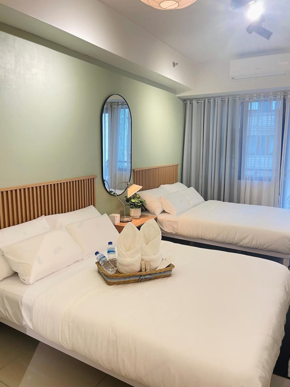 Photo of the whole room