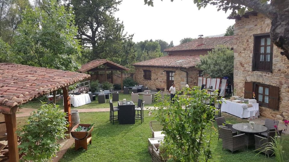 El Refugio de Valdepiélago House in Castile and León