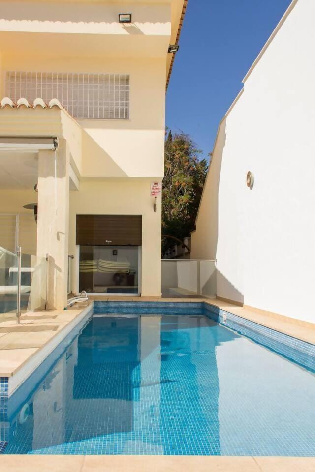 Pool view, Swimming pool