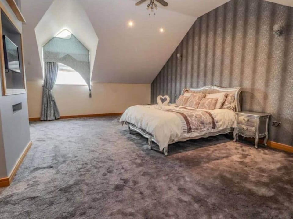 Penthouse apartment in the heart of towyn Apartment in Towyn