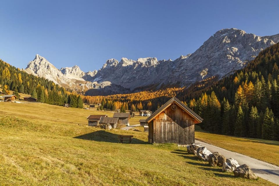 Nearby landmark, Natural landscape, Mountain view