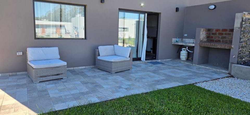 Oasis Atlántida House in Santa Clara del Mar