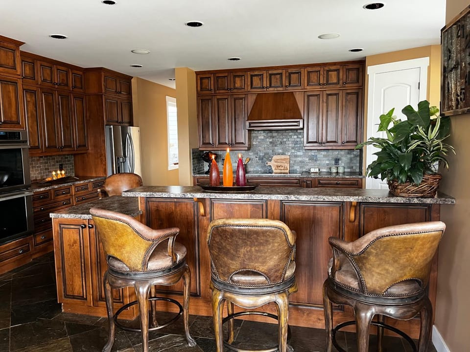 Whispering Owl Acres Villa in Kelowna