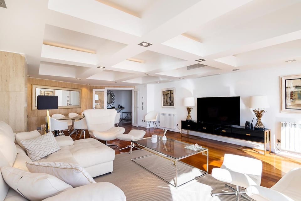 Communal lounge/ TV room, Living room