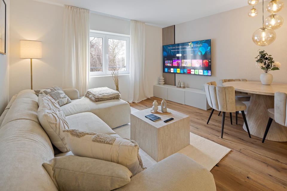 TV and multimedia, Living room