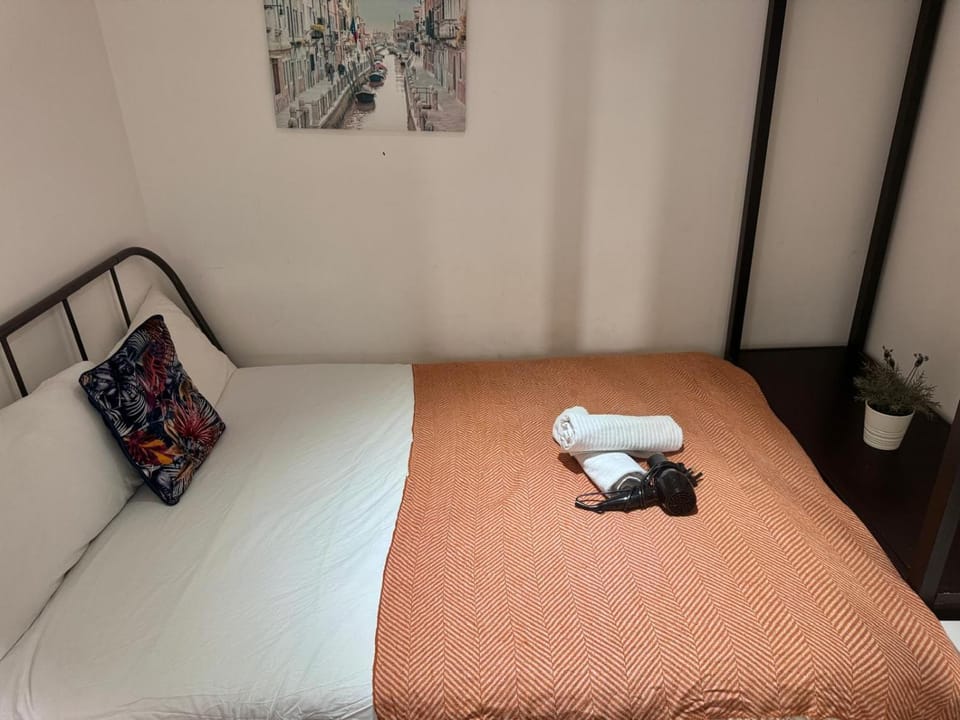 Ella's House Bed and Breakfast in London Borough of Islington