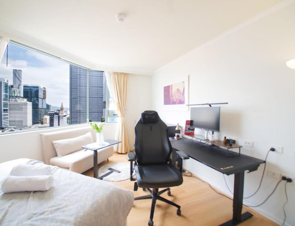 Bed, Living room, Seating area, Bedroom