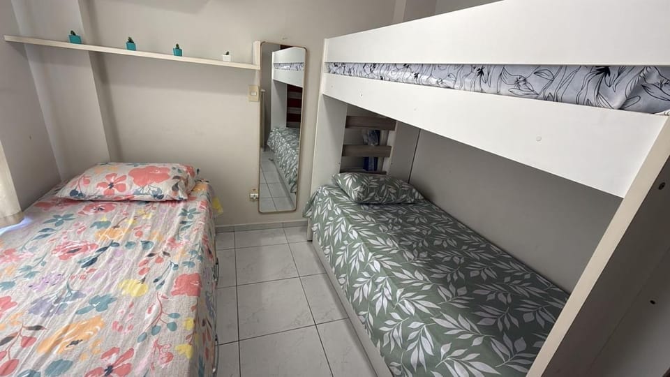 Apê completo no Bessa | 2 quartos, varanda, p/5p Apartment in Cabedelo
