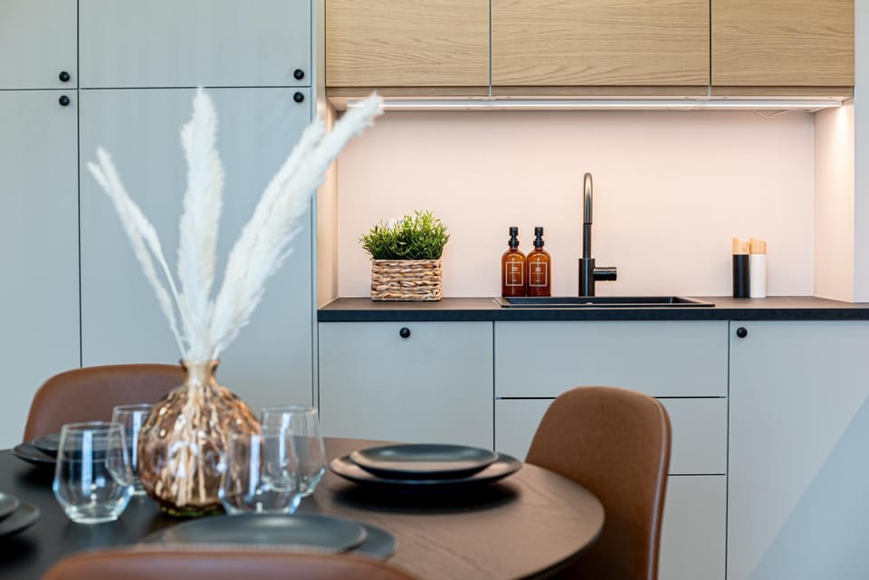 Kitchen or kitchenette
