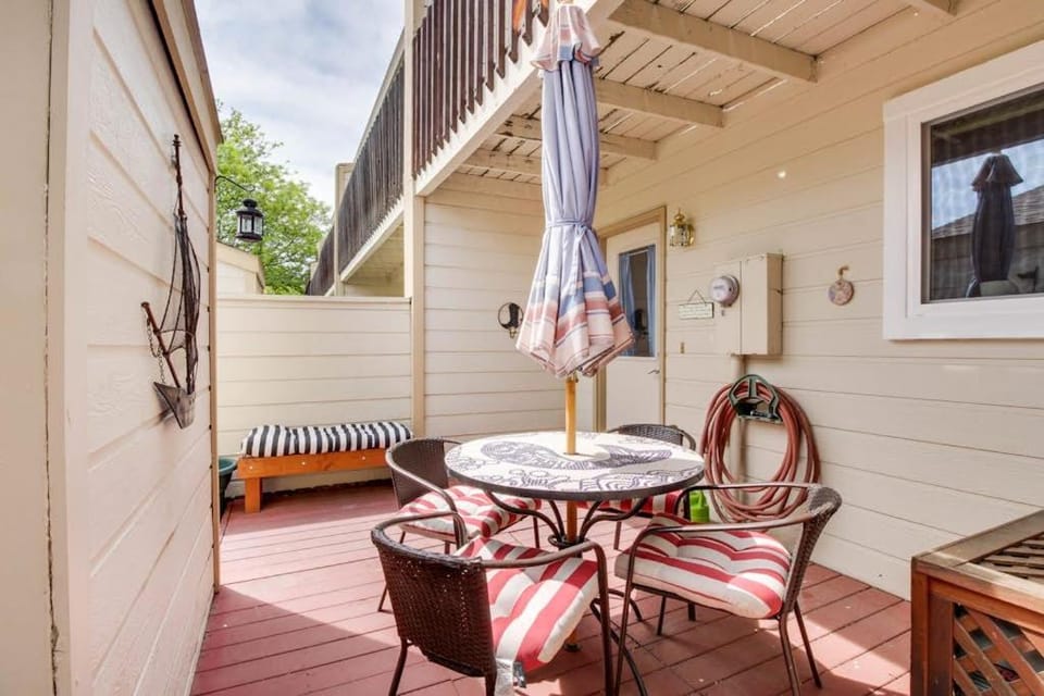 Private Townhome - Mountain Views & 2 Baths House in Boise