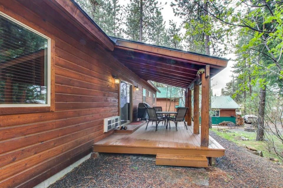 Welcoming Retreat - Walk to Town & Payette Lake House in McCall