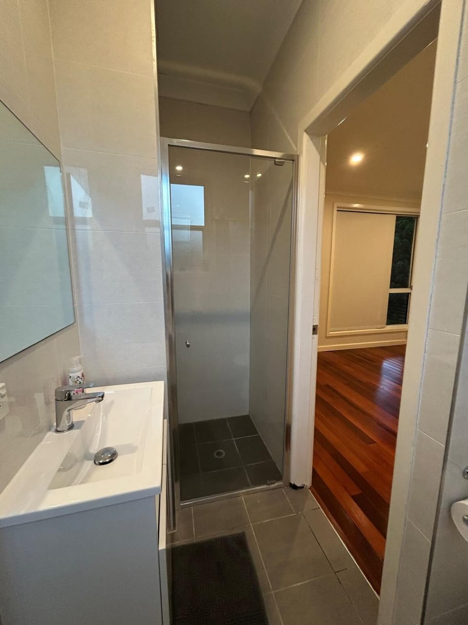 Lindfield 4 Bedroom Cottage House House in Sydney