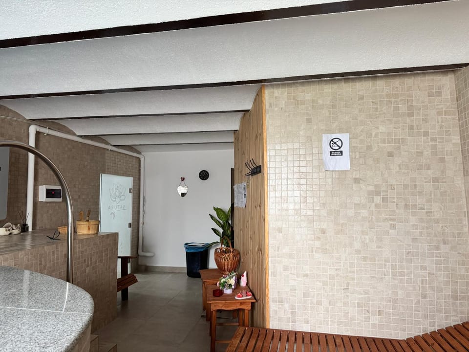 La Romică Apartment hotel in Romania