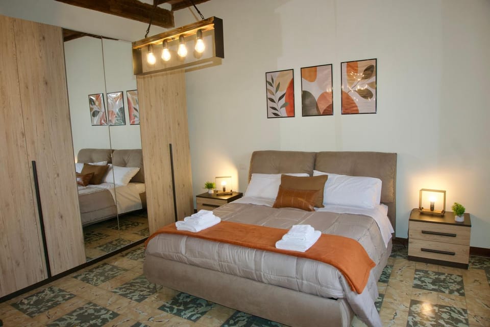 Bed, Photo of the whole room, Bedroom, towels, wardrobe