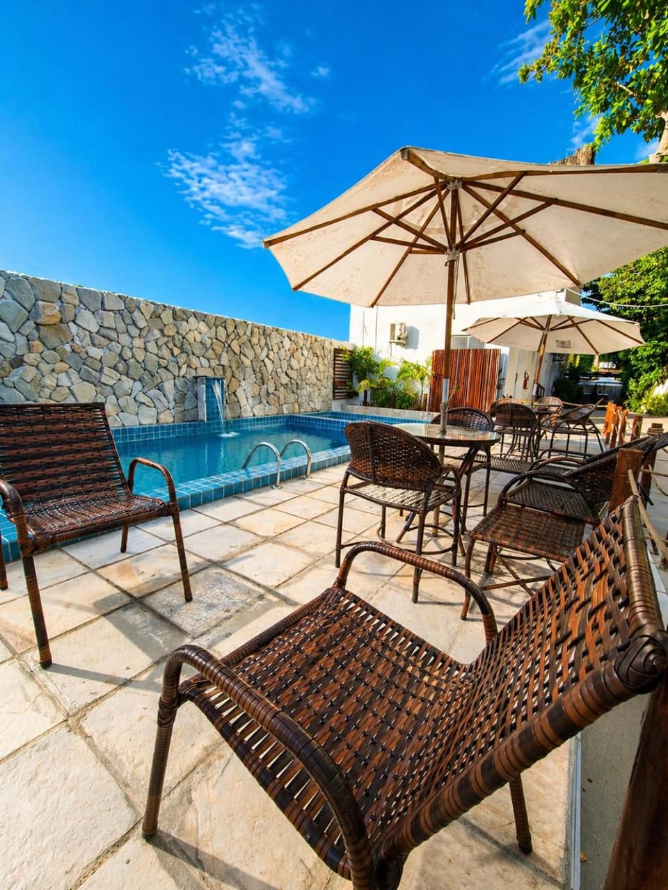 Day, Seating area, Pool view, Swimming pool