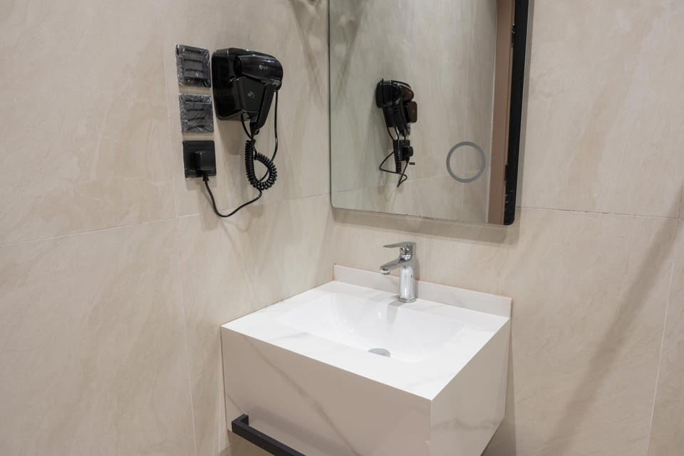 Bathroom, heating