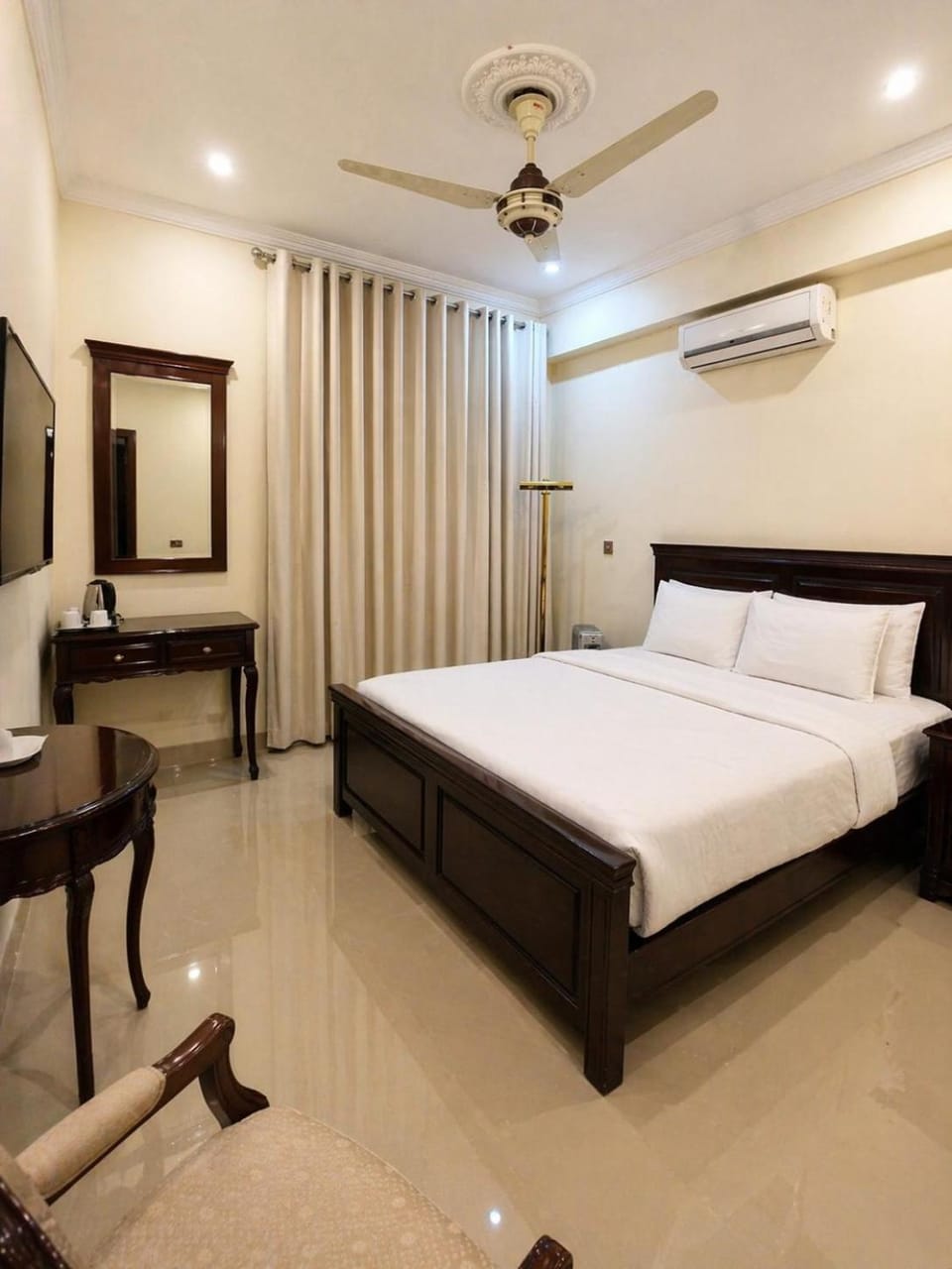 The Corvane Residence Bed and Breakfast in Islamabad Capital Territory