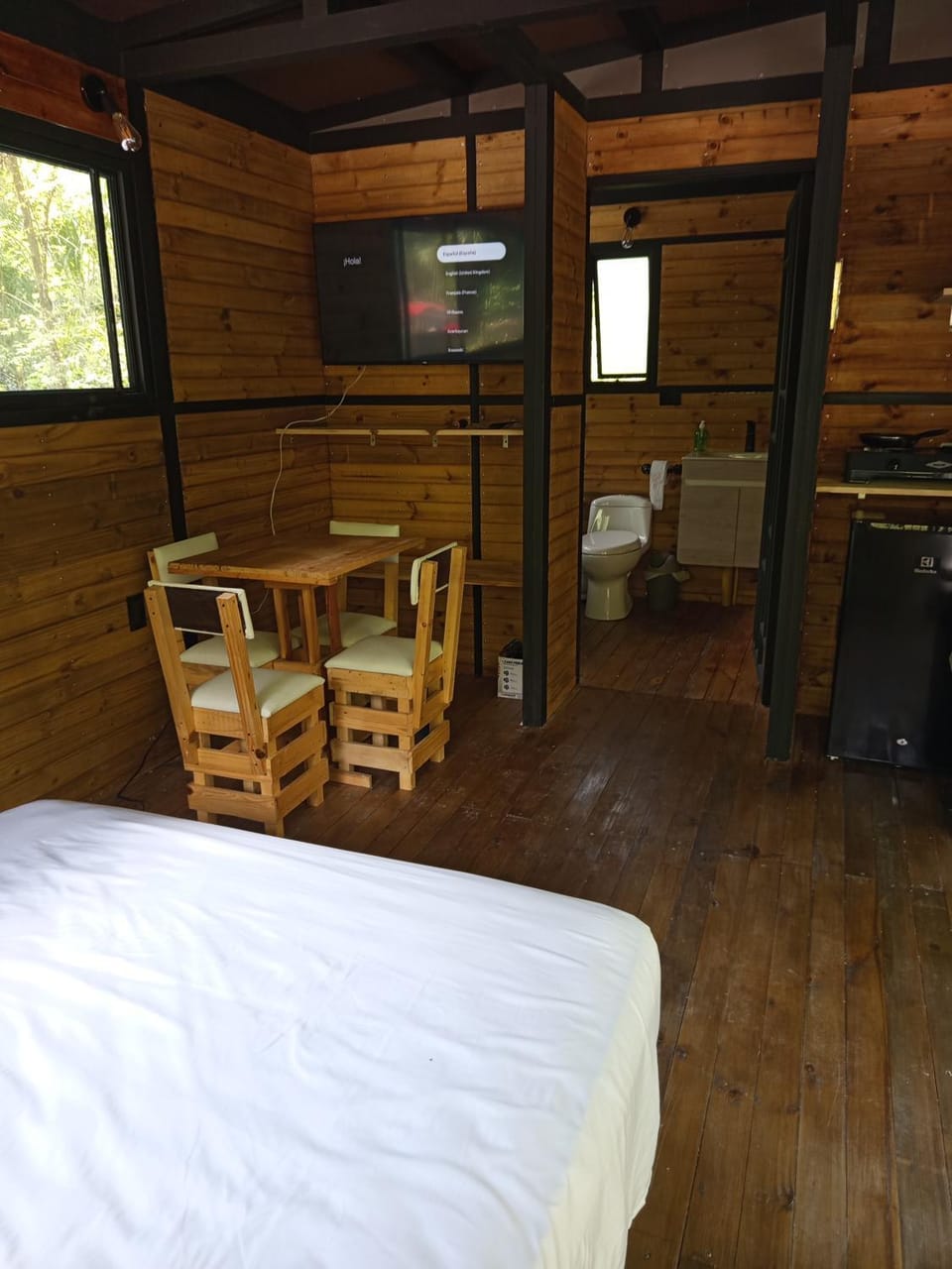 Bathroom, TV and multimedia, Bedroom
