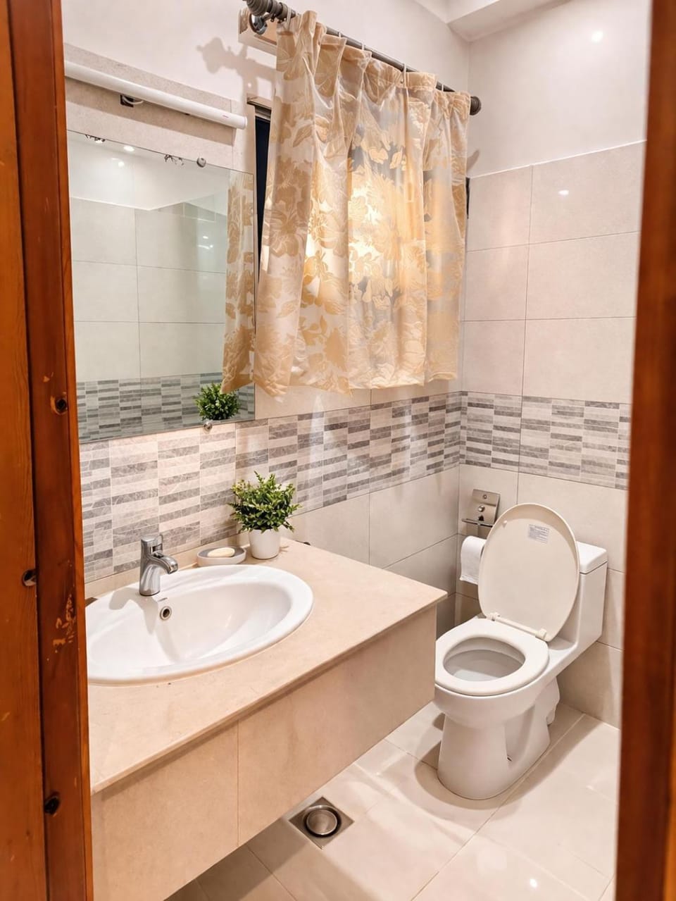 The Alverix Bed and Breakfast in Islamabad Capital Territory