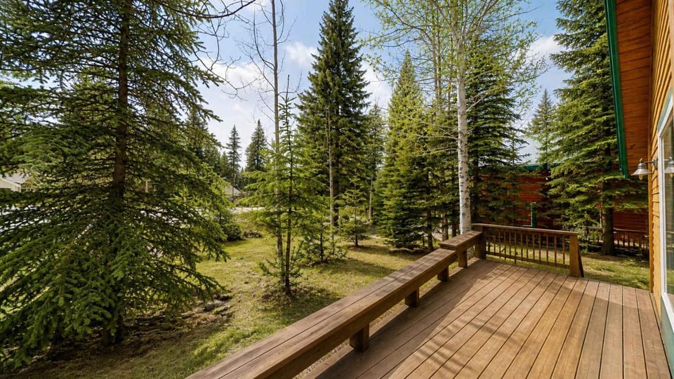 McCall Cabin on Golf Course Pool & Sauna Cabin in McCall