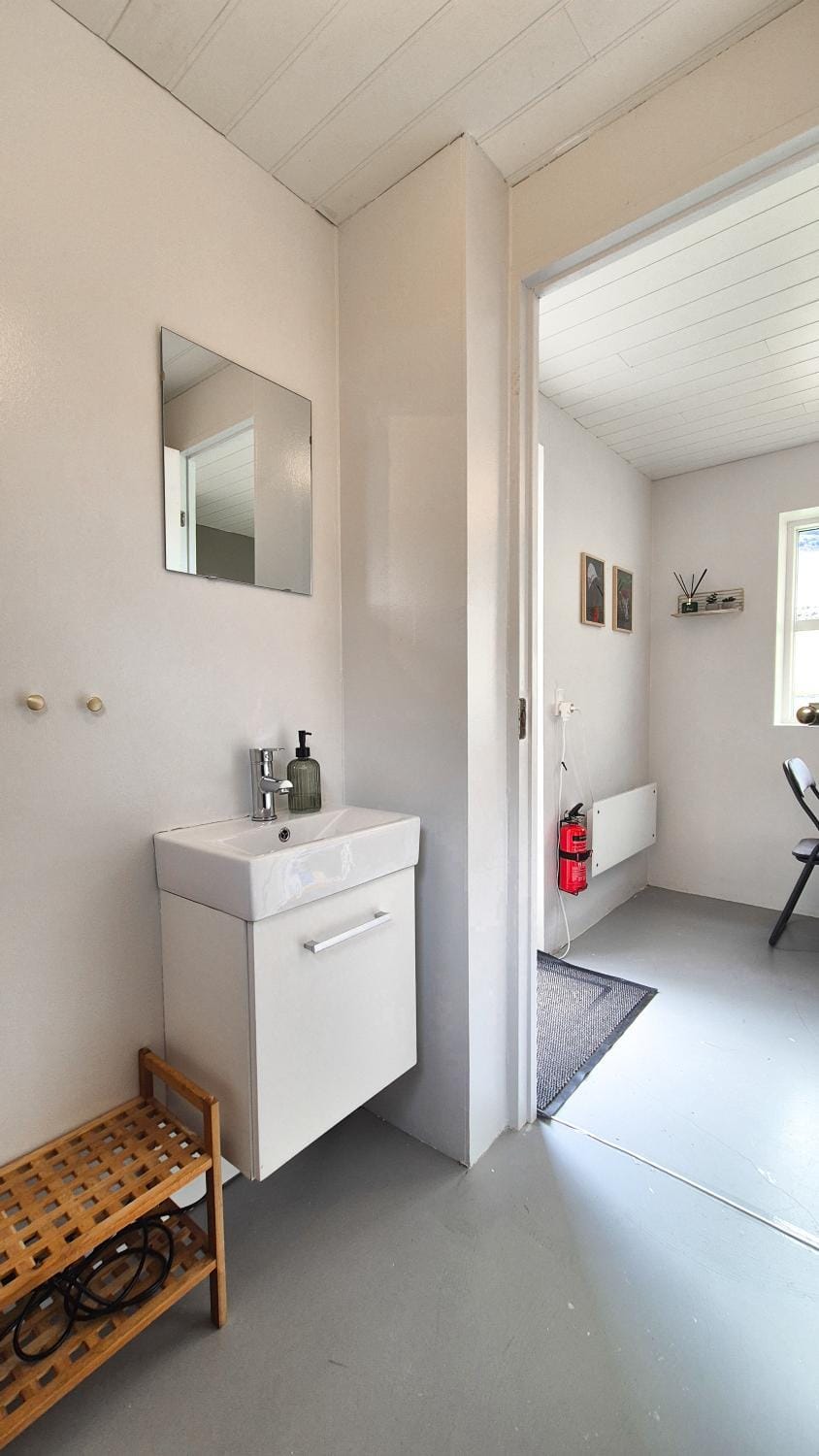 Toilet, Living room, Seating area