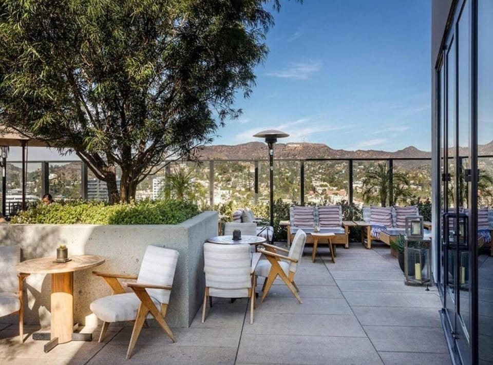 Balcony/Terrace, Seating area, City view