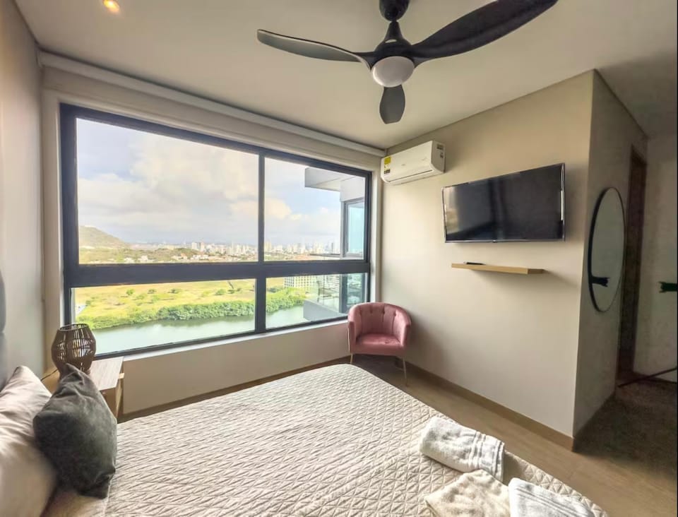 TV and multimedia, Bedroom, air conditioner