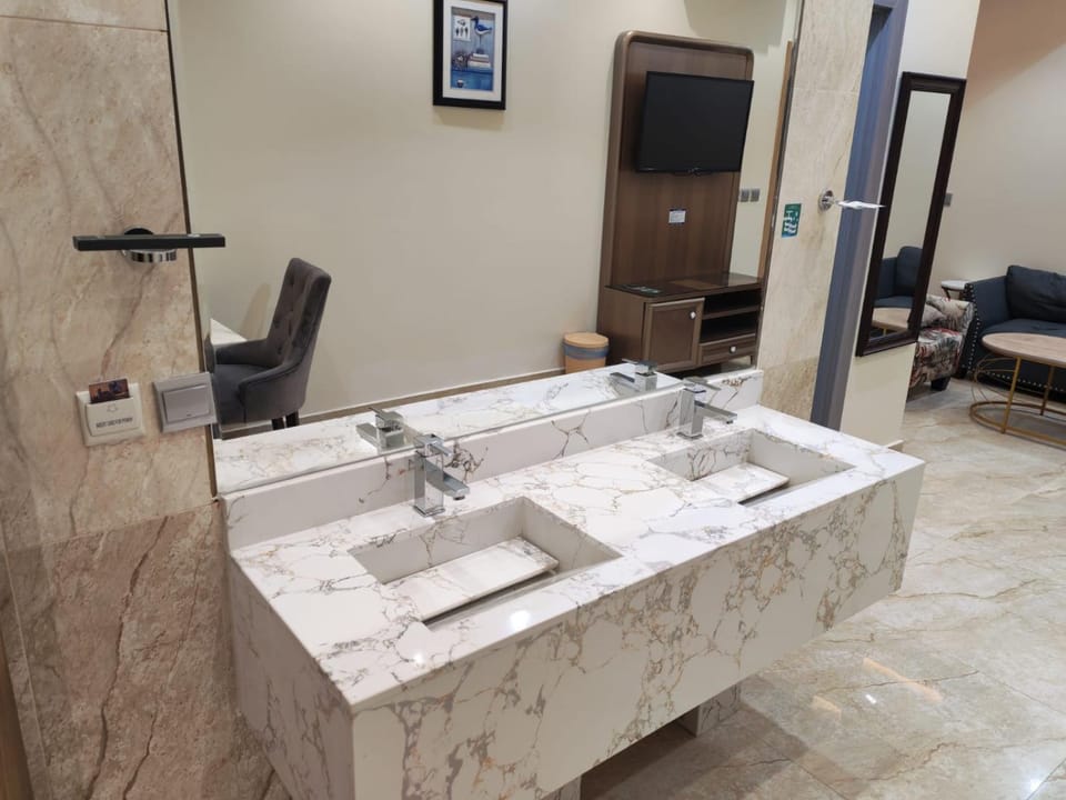شقق لؤلؤة النرجس للشقق المخدومه حى النرجس Apartment hotel in Riyadh